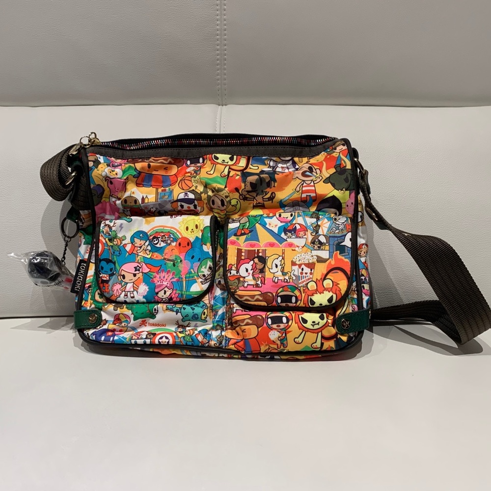 Tokidoki LeSportsac Graziosa bag in Carnivale